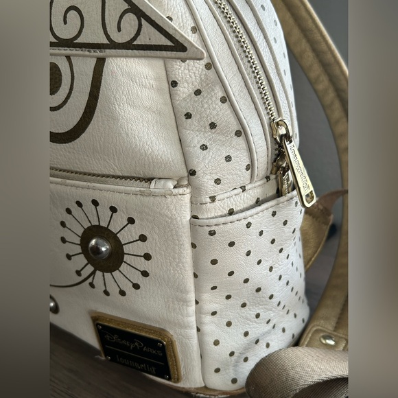 kestrel osprey backpack with frame red and gray 48 M/L the Kestrel 38 is Nike Performance VARSITY ELITE Color:Rosemary Waxed Canvas Camera Backpack
